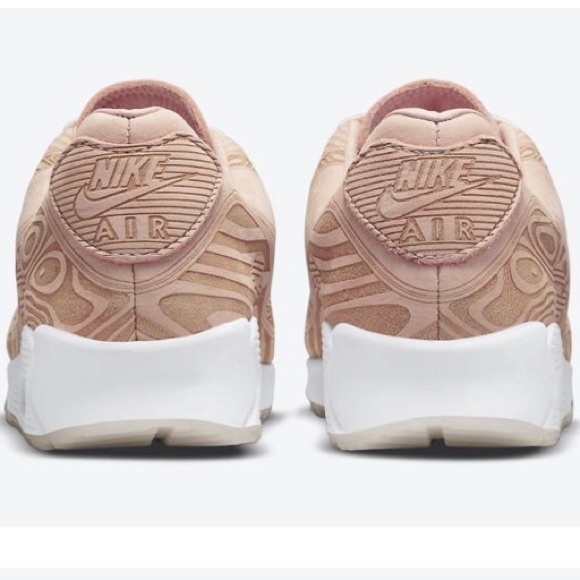 NWT Nike Air Max 90 QS Laser Etch - Picture 4 of 9